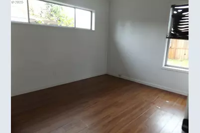 324 W Berdine St, Roseburg, OR 97471 - Photo 10