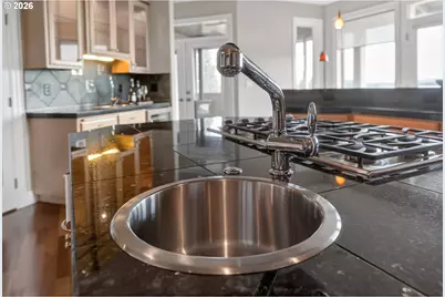 32333 SW Laurel Rd, Hillsboro, OR 97123 - Photo 20