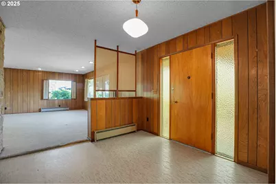 5910 W A St, West Linn, OR 97068 - Photo 6