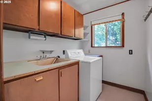 5910 W A St, West Linn, OR 97068 - Photo 16