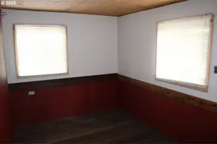 76939 Rock Creek Ln, Adams, OR 97810 - Photo 10