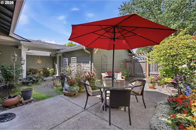 6679 NE Rosebay Dr, Hillsboro, OR 97124 - Photo 32