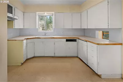 2394 NW Creekwood Pl, Forest Grove, OR 97116 - Photo 14