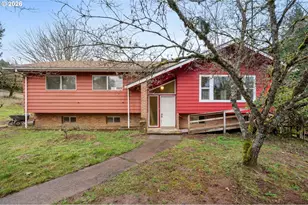 2394 NW Creekwood Pl, Forest Grove, OR 97116 - Photo 2