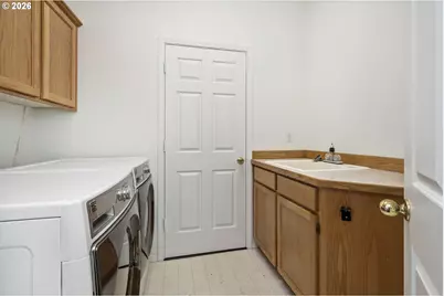 3321 SW Vesta Ct, Portland, OR 97219 - Photo 28