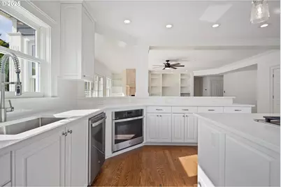 14700 SE Clatsop St, Happy Valley, OR 97086 - Photo 8