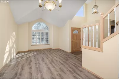 8203 SW Matthew Park St, Portland, OR 97224 - Photo 8
