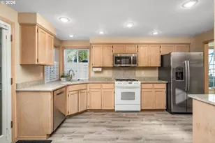 8203 SW Matthew Park St, Portland, OR 97224 - Photo 12