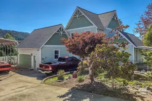 340 NE 2nd St, Oakland, OR 97462 - Photo 34