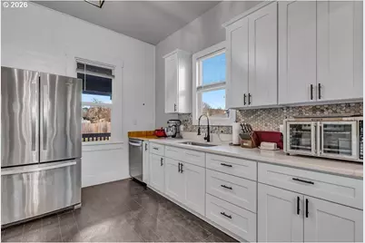 519 W Main St, Sheridan, OR 97378 - Photo 16