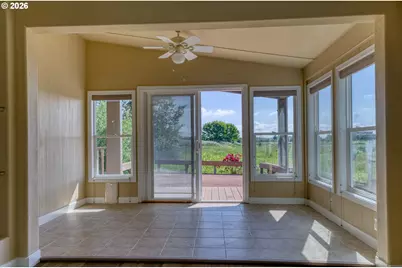 51422 SE Hoodview Dr, Scappoose, OR 97056 - Photo 6