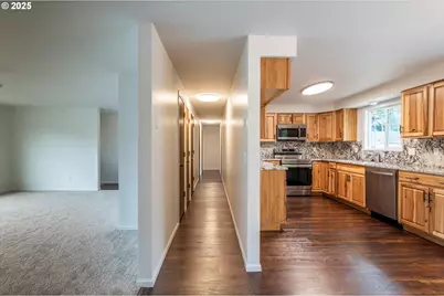 950 NE 1st St, Bandon, OR 97411 - Photo 18