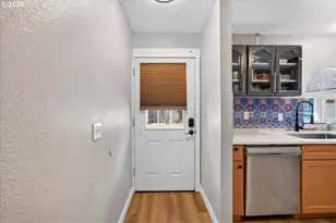 1915 16th Ave, Forest Grove, OR 97116 - Photo 4
