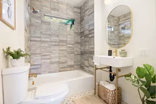 3925 SE Franklin St, Portland, OR 97202 - Photo 8