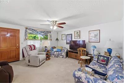 1765 Umpqua Rd, Woodburn, OR 97071 - Photo 4