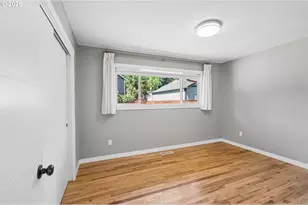 9609 N Van Houten Ave, Portland, OR 97203 - Photo 18