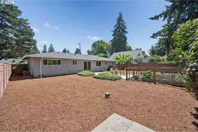 9609 N Van Houten Ave, Portland, OR 97203 - Photo 28