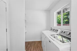 9609 N Van Houten Ave, Portland, OR 97203 - Photo 14
