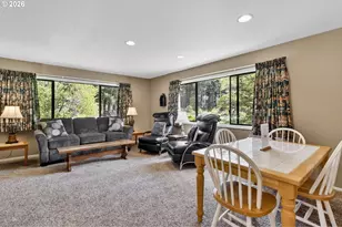 46725 Goodpasture Rd, Vida, OR 97488 - Photo 18