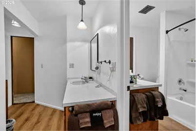46725 Goodpasture Rd, Vida, OR 97488 - Photo 12