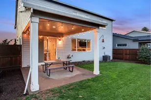 2918 N Juniper Dr, Newberg, OR 97132 - Photo 6