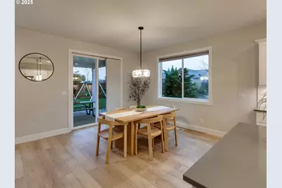 2918 N Juniper Dr, Newberg, OR 97132 - Photo 14