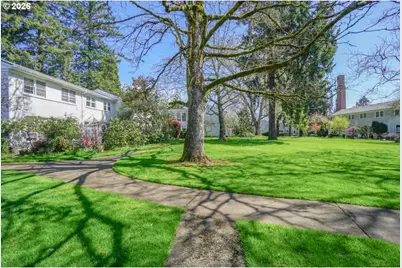 6810 NE Hancock St, Portland, OR 97213 - Photo 38