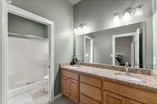 554 Oak Valley Loop, Roseburg North, OR 97495 - Photo 20