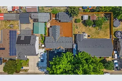 656 Hall St, Woodburn, OR 97071 - Photo 24