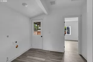 656 Hall St, Woodburn, OR 97071 - Photo 16