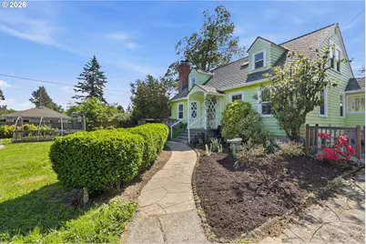 3723 SE 130th Ave, Portland, OR 97236 - Photo 2