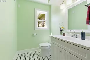 3723 SE 130th Ave, Portland, OR 97236 - Photo 12