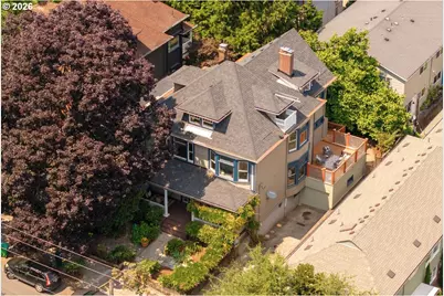 2425 NW Johnson St, Portland, OR 97210 - Photo 46