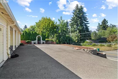 14904 SE River Rd, Milwaukie, OR 97267 - Photo 4
