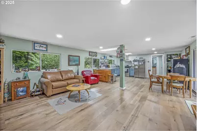 62133 Salal Rd, Coos Bay, OR 97420 - Photo 10