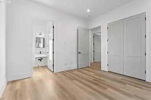 19319 SE River Rd, Milwaukie, OR 97267 - Photo 20