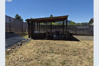133 SE Terra Ct, Myrtle Creek, OR 97457 - Photo 30