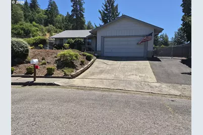 133 SE Terra Ct, Myrtle Creek, OR 97457 - Photo 4