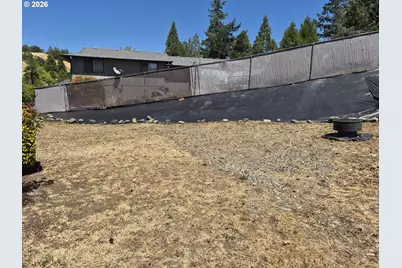 133 SE Terra Ct, Myrtle Creek, OR 97457 - Photo 28
