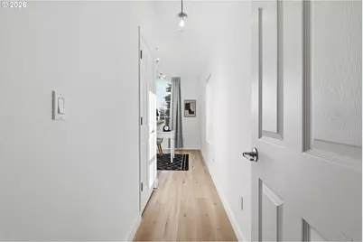 9459 N Calhoun Ave, Portland, OR 97203 - Photo 28