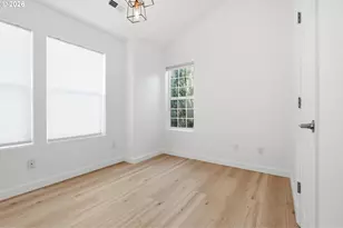 9459 N Calhoun Ave, Portland, OR 97203 - Photo 30