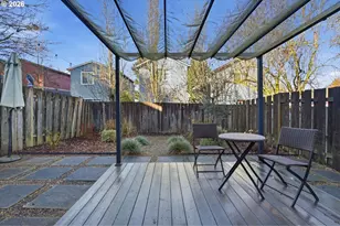 9459 N Calhoun Ave, Portland, OR 97203 - Photo 34