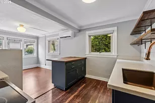 1529 SE Hawthorne Blvd, Portland, OR 97214 - Photo 22
