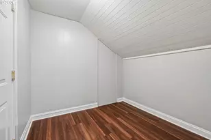 1529 SE Hawthorne Blvd, Portland, OR 97214 - Photo 24