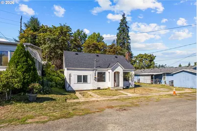 718 SE Washington St, Willamina, OR 97396 - Photo 2