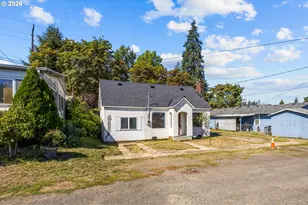 718 SE Washington St, Willamina, OR 97396 - Photo 2