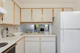 13216 NE Salmon Creek Ave, Vancouver, WA 98686 - Photo 14