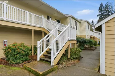 13216 NE Salmon Creek Ave #A4, Vancouver, WA 98686 - Photo 2
