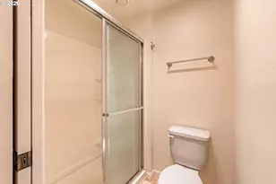 2885 Timberline Dr, Eugene, OR 97405 - Photo 22