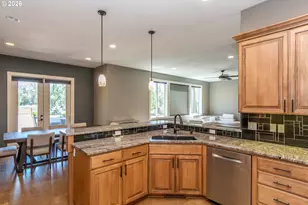 104 River Club Dr, Roseburg, OR 97471 - Photo 10